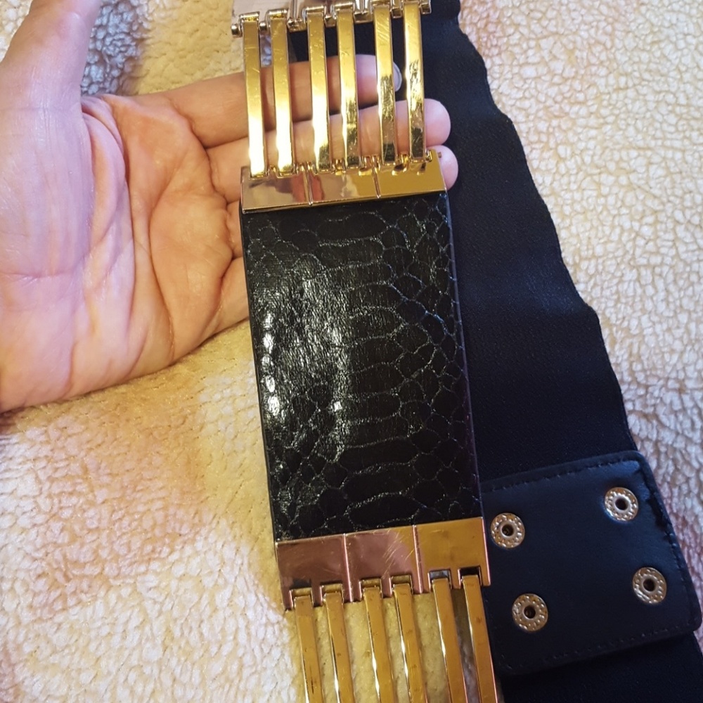 Belt - Picture 6 of 7